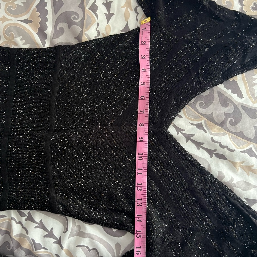 Guess Elegant Black and Gold Long Sleeve Dress - Picture 7 of 8